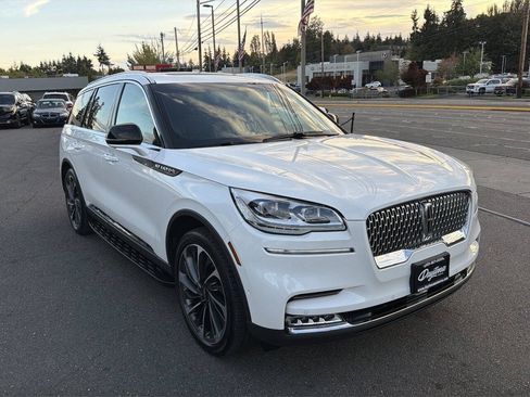 Used 2021 Lincoln Aviator Reserve w/ Equipment Group 201A AWD/4WD image 12