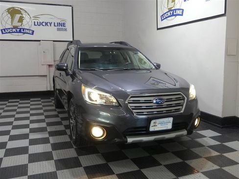 Used 2016 Subaru Outback 2.5i Limited AWD/4WD image 5