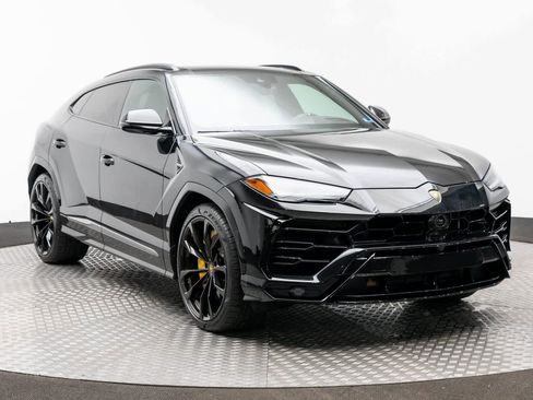 Used 2022 Lamborghini Urus image 67