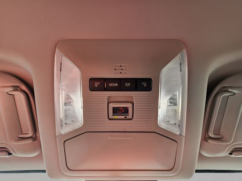 Certified 2025 Toyota RAV4 XLE FWD image 24