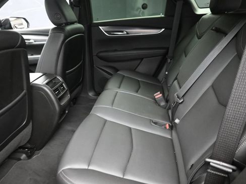 Certified 2023 Cadillac XT5 Luxury AWD/4WD image 12