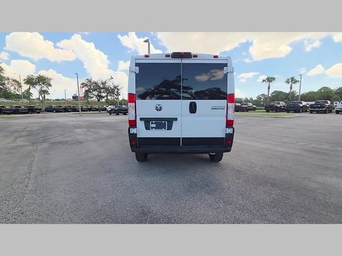 Used 2025 RAM ProMaster 2500 w/ U-Haul Equipment Group FWD image 42