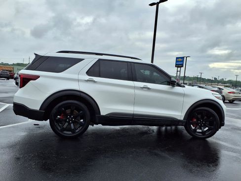 Used 2020 Ford Explorer ST w/ ST Street Pack AWD/4WD image 40