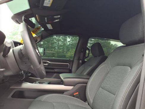 Used 2025 RAM 1500 Big Horn AWD/4WD image 11