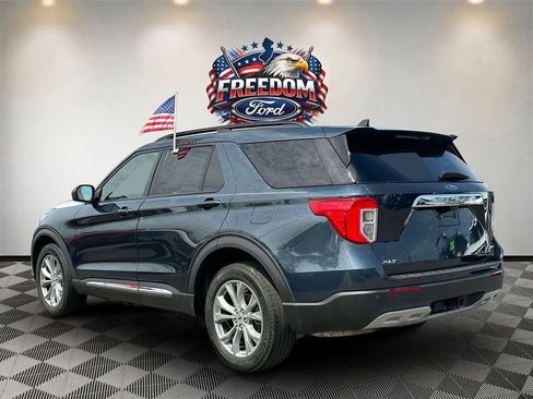 Used 2023 Ford Explorer XLT w/ Equipment Group 202A AWD/4WD image 6