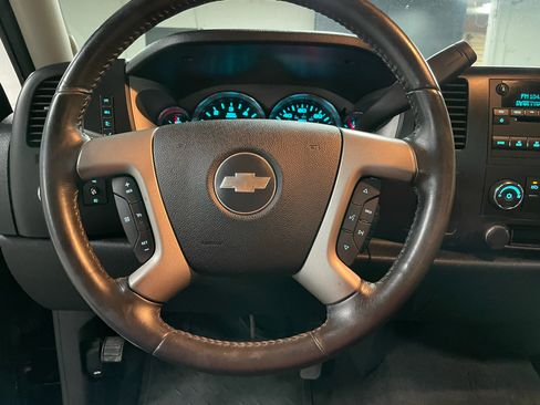 Used 2007 Chevrolet Silverado 1500 LT w/ 1LT Convenience Package image 14