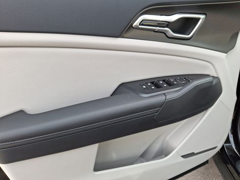 New 2026 Kia Sportage EX AWD/4WD image 5