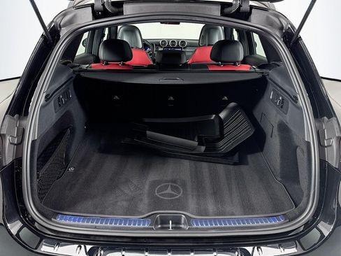 Certified 2026 Mercedes-Benz GLC 43 AMG 4MATIC image 24