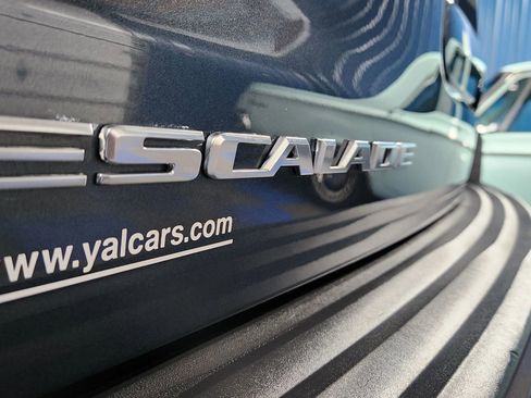 Used 2020 Cadillac Escalade Luxury image 72