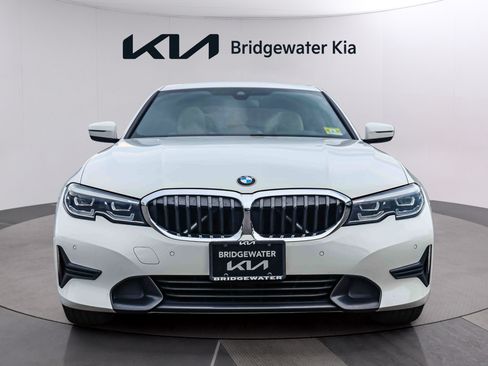 Used 2021 BMW 330i xDrive Sedan w/ Convenience Package AWD/4WD image 2