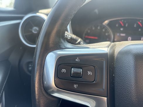 Used 2020 Chevrolet Blazer LT FWD image 20