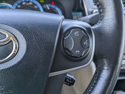 Used 2013 Toyota Camry XLE w/ Leather Pkg image 23