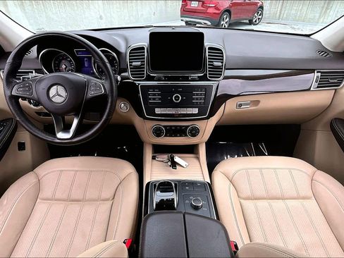 Used 2018 Mercedes-Benz GLE 350 4MATIC image 16