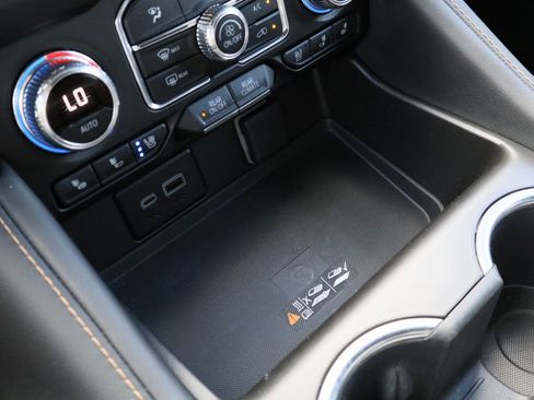 Certified 2024 GMC Yukon AT4 w/ AT4 Premium Plus Package AWD/4WD image 21