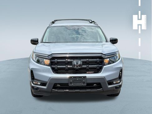 Used 2024 Honda Ridgeline Sport image 3