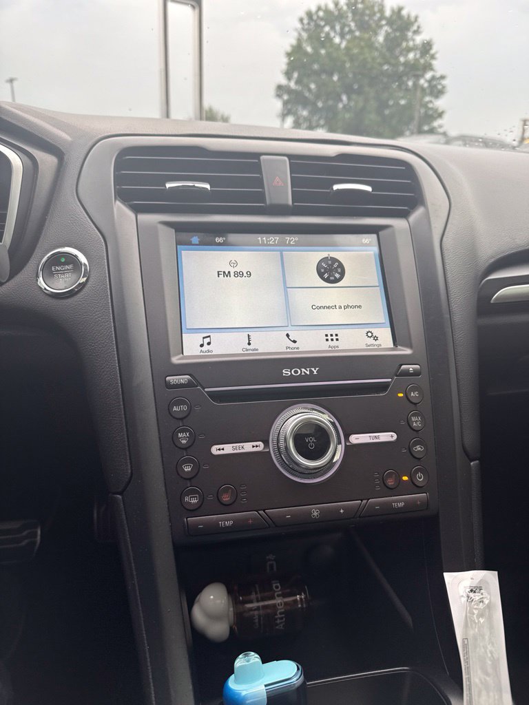 Used 2017 Ford Fusion Titanium FWD image 7