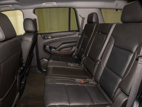 Used 2018 Chevrolet Tahoe LT image 9