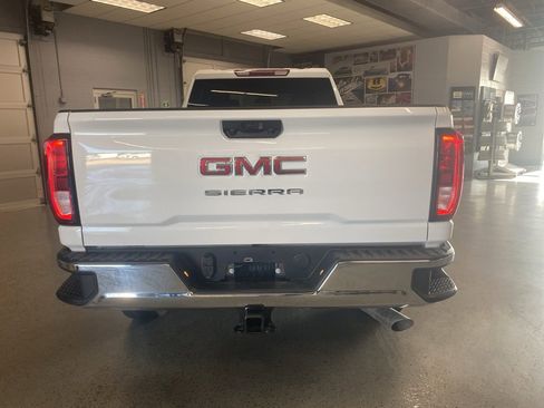 New 2025 GMC Sierra 3500 Pro w/ Convenience Package image 6