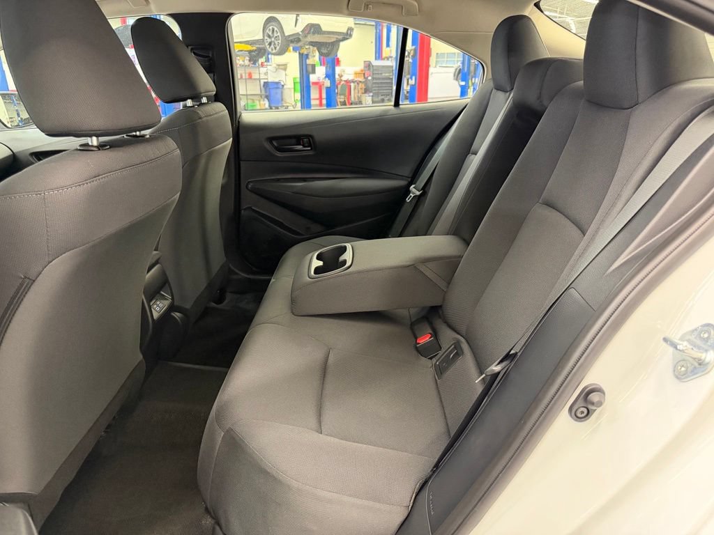 Used 2026 Toyota Corolla LE FWD image 13