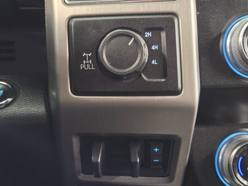 Used 2020 Ford F350 Platinum image 20