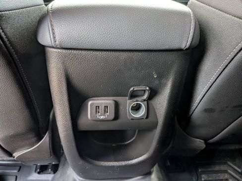 Used 2021 Chevrolet Colorado Z71 w/ Safety Package AWD/4WD image 35