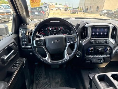 Used 2020 Chevrolet Silverado 1500 RST AWD/4WD image 18