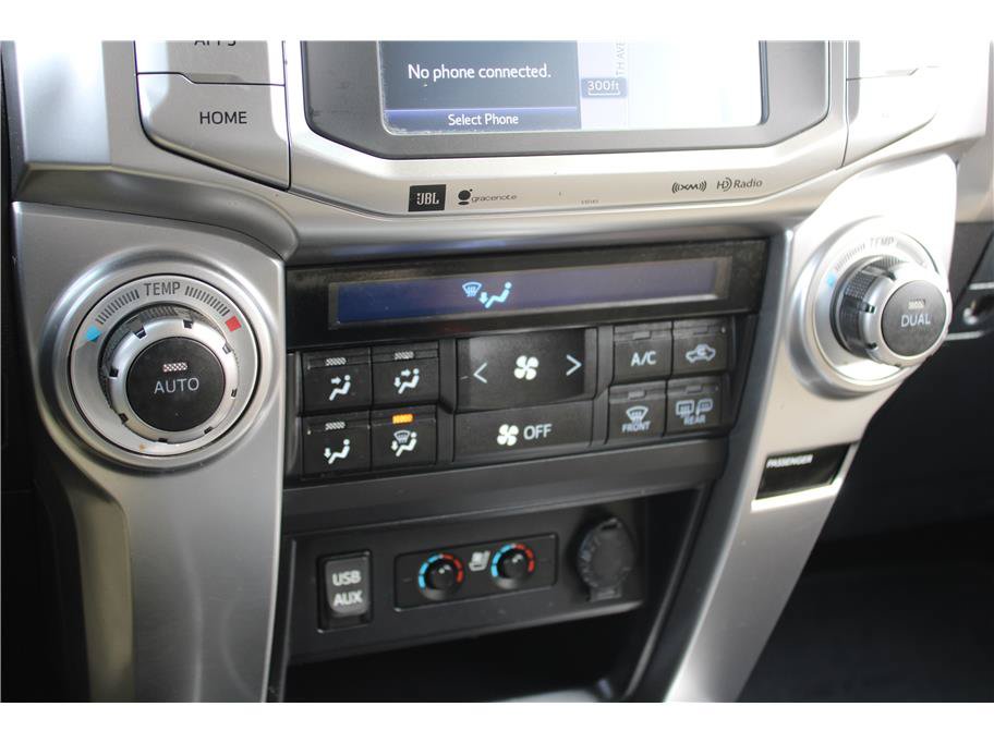 Used 2016 Toyota 4Runner Limited AWD/4WD image 32
