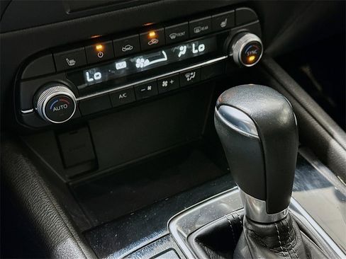 Used 2020 MAZDA CX-5 Touring image 16