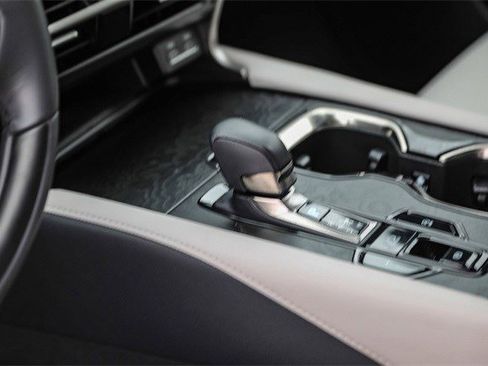 Used 2024 Lexus RX 350 Premium image 20