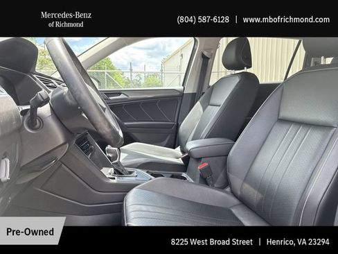 Used 2022 Volkswagen Tiguan SE FWD image 14