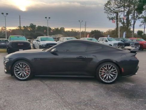 Used 2024 Ford Mustang GT Premium image 7