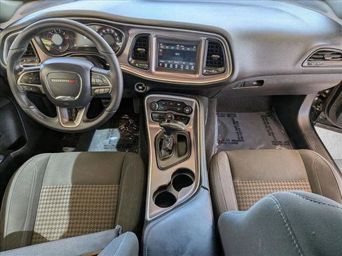 Used 2019 Dodge Challenger SXT w/ Blacktop Package image 19