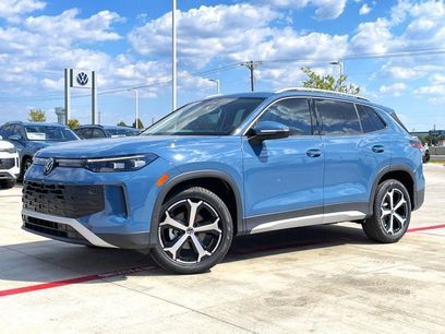 New 2025 Volkswagen Tiguan SE