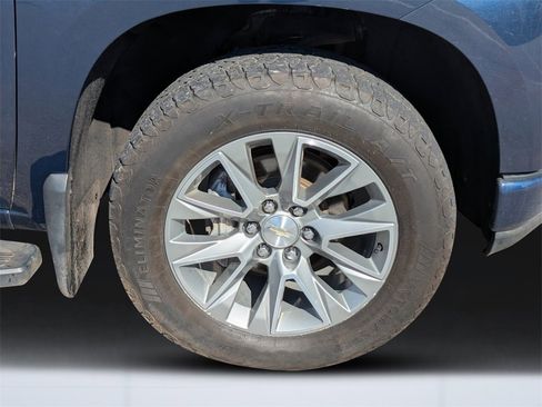 Used 2020 Chevrolet Silverado 1500 High Country image 10