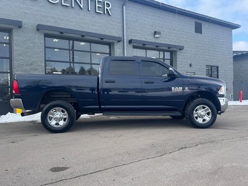Used 2018 RAM 2500 Tradesman w/ Chrome Appearance Group image 44