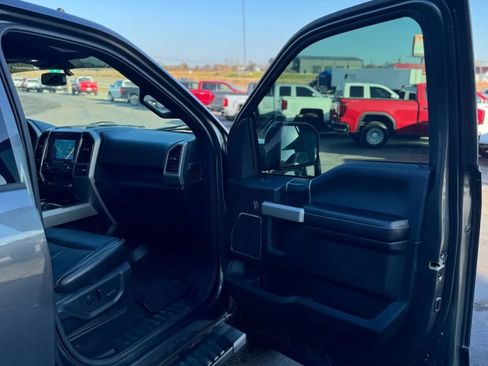 Used 2019 Ford F150 Lariat image 18