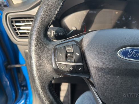 Used 2021 Ford Escape SEL image 10