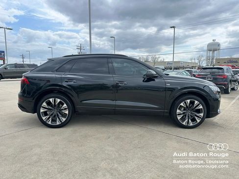 Used 2025 Audi Q8 Prestige AWD/4WD image 5