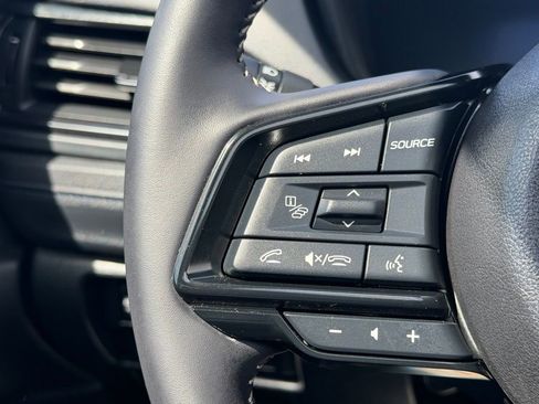 Used 2025 Subaru Forester Premium AWD/4WD image 19