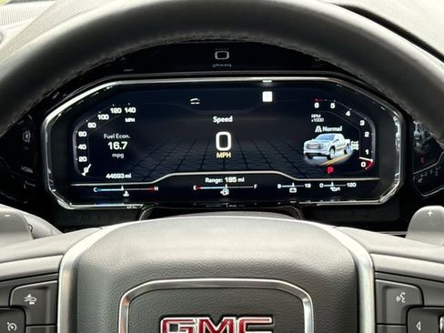 Used 2023 GMC Sierra 1500 Elevation w/ Elevation Premium Package image 17