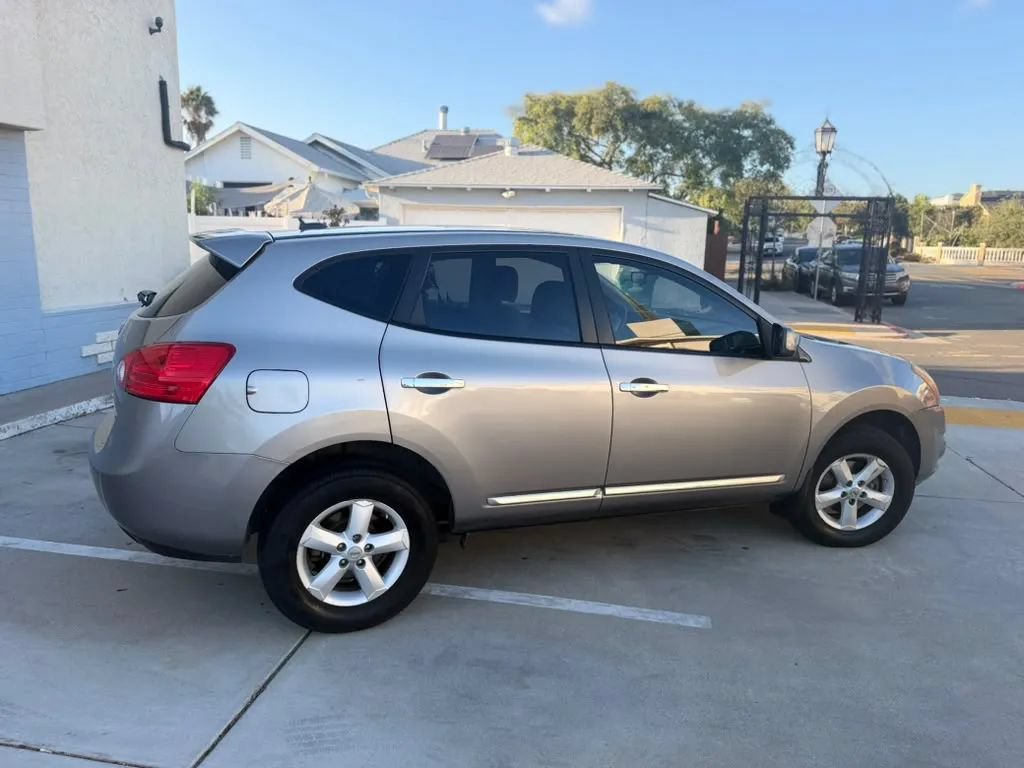 Used 2013 Nissan Rogue S w/ Special Edition Pkg AWD/4WD image 7