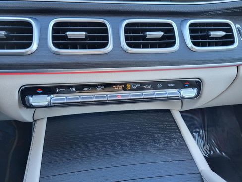 Certified 2022 Mercedes-Benz GLS 450 GLS 450 image 17