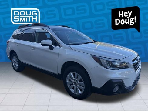 Used 2018 Subaru Outback 2.5i Premium image 1