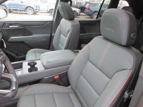 New 2026 GMC Acadia AT4 w/ Super Cruise Package AWD/4WD image 13