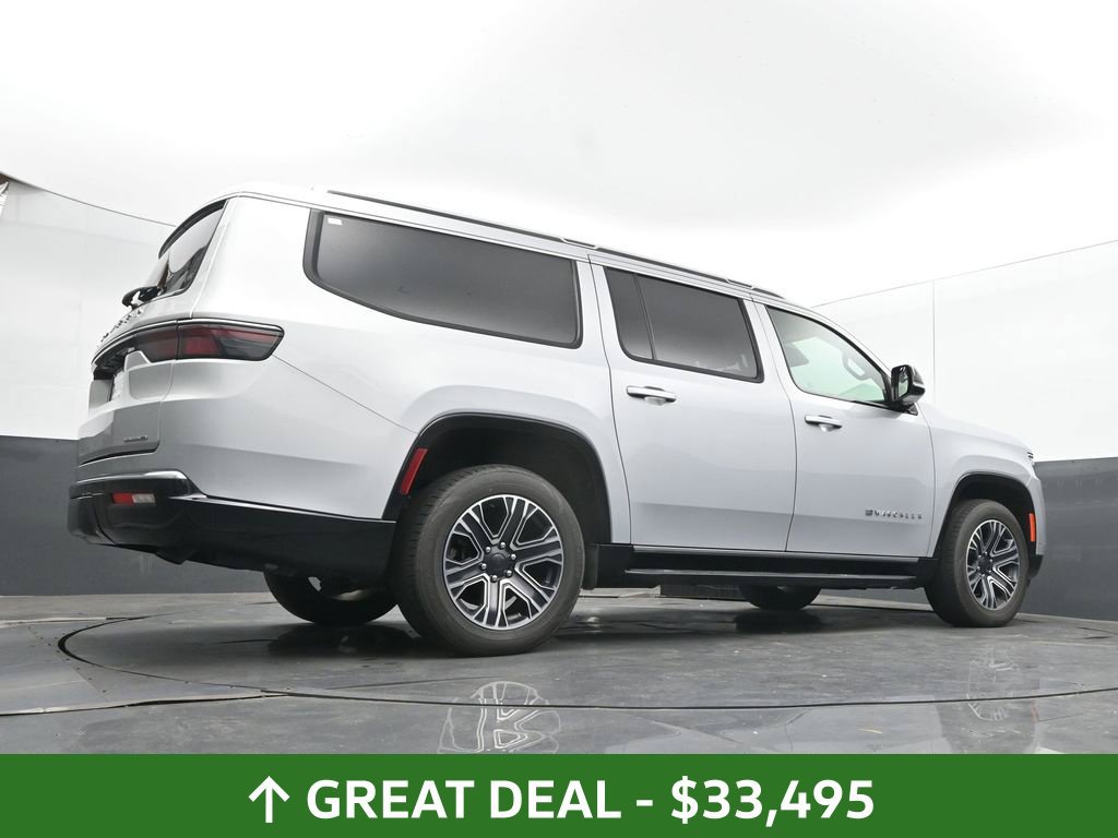Used 2024 Jeep Wagoneer L Series II w/ Flexible Seating Group AWD/4WD image 44