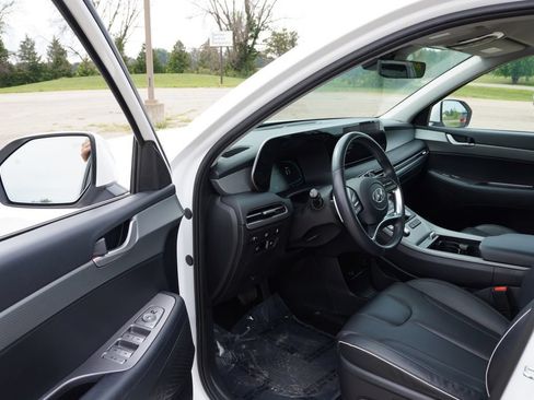 Used 2023 Hyundai Palisade SEL AWD/4WD image 14