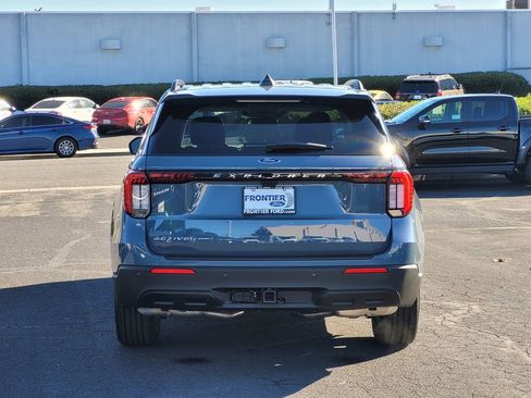 New 2026 Ford Explorer Active image 28