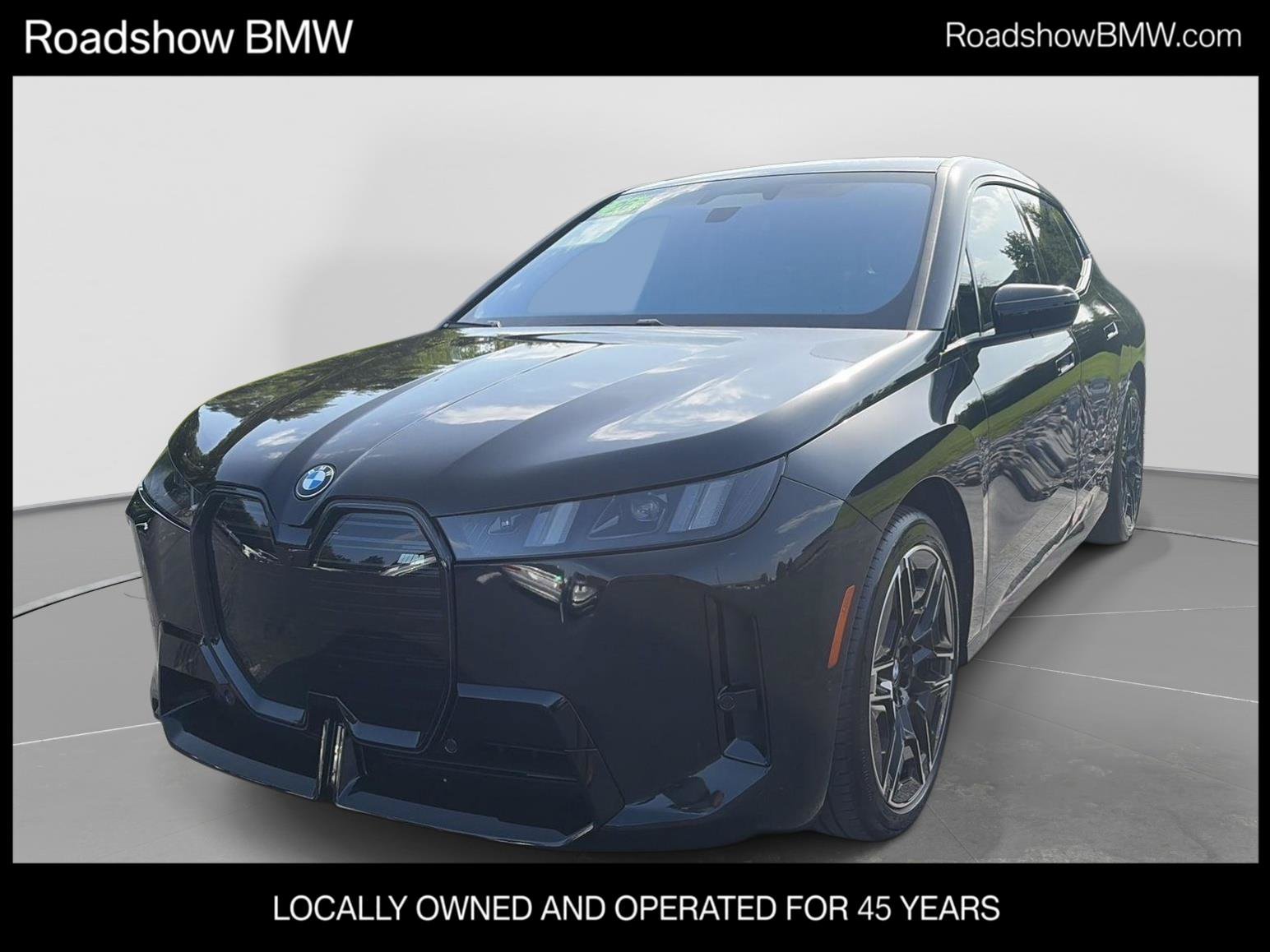 Used 2026 BMW iX M70 AWD/4WD image 1