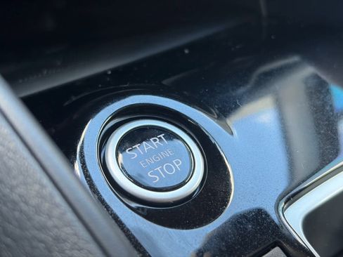 New 2025 Nissan Versa SV image 25