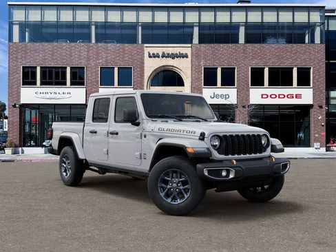 New 2026 Jeep Gladiator Sport AWD/4WD image 5